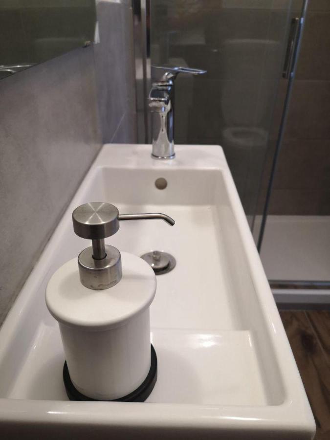 Camera E Bagno Privato A 3 Minuti Dalla Stazione Bolonya Dış mekan fotoğraf
